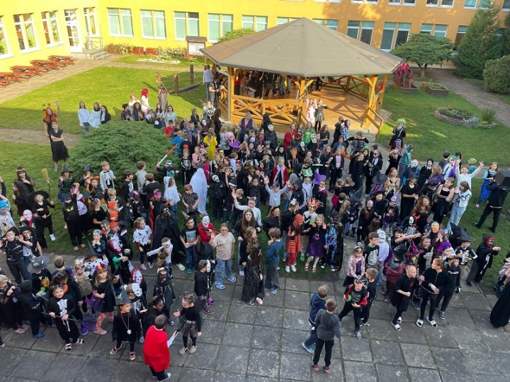 Halloween ve škole