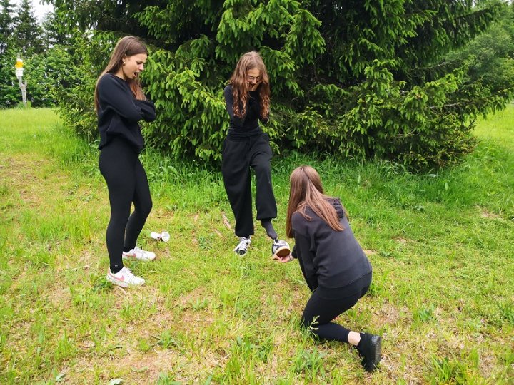 VÍCEDENNÍ VÝLET 8. A – ROKYTNICE NAD JIZEROU