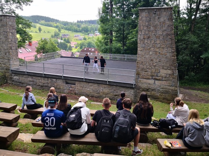 VÍCEDENNÍ VÝLET 8. A – ROKYTNICE NAD JIZEROU