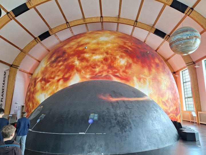 Návštěva Techmánie a 3D planetária